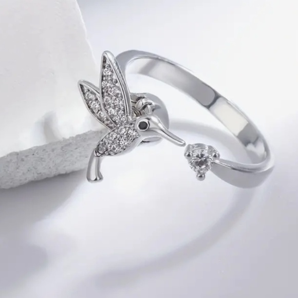 Shimmering Spinning Hummingbird Ring, CZ stones and silver tone, adjustable - Picture 8 of 8